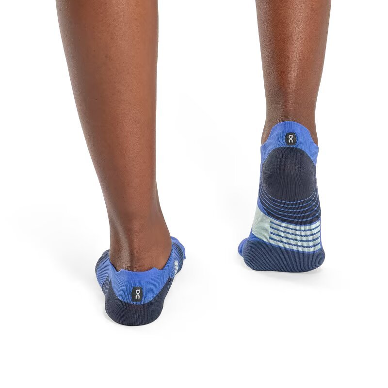 On Women's Performance Low Sock - Cobalt/Denim