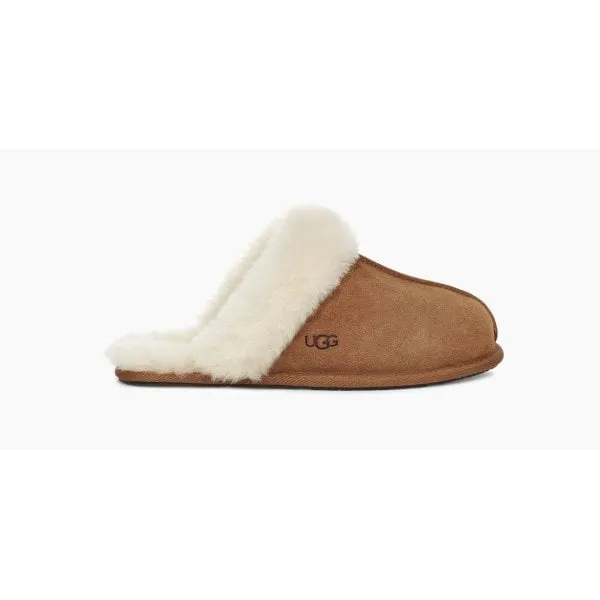 UGG Womens Scuffette II Slipper in Chestnut