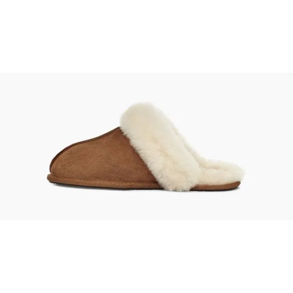 UGG Womens Scuffette II Slipper in Chestnut