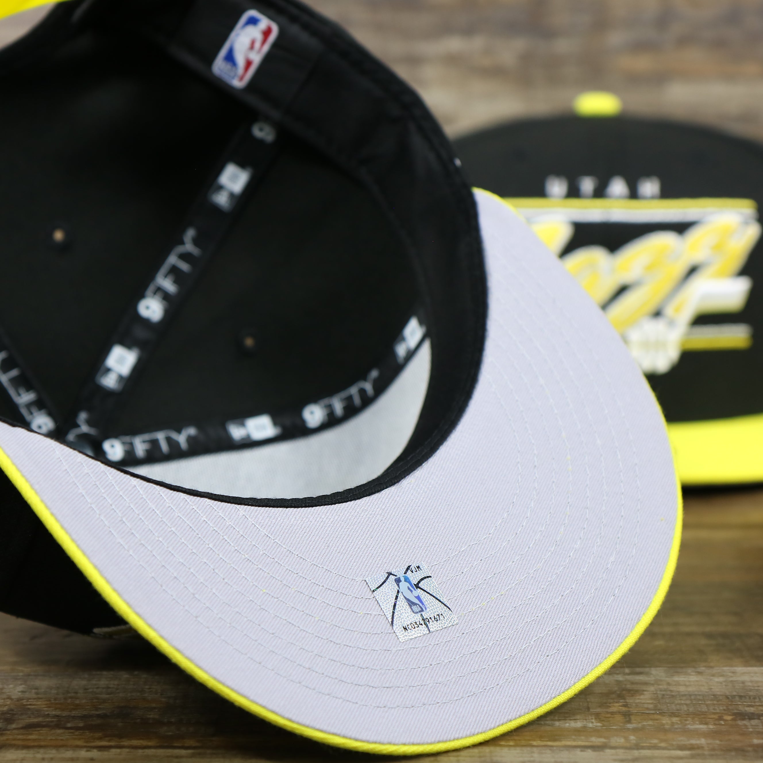 Utah Jazz Team Script College Bar Gray Bottom 9Fifty Snapback | Black and Yellow Snap Cap