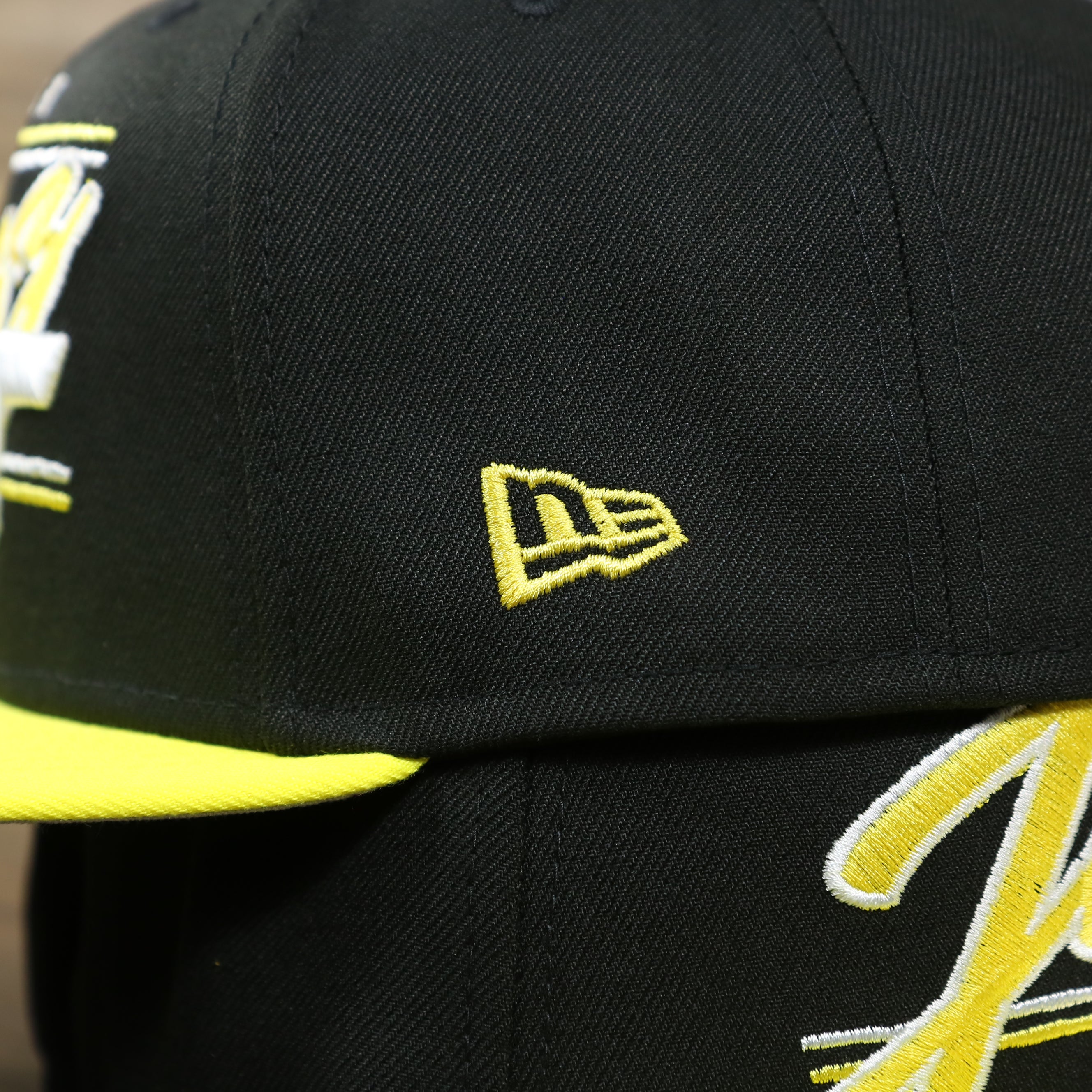 Utah Jazz Team Script College Bar Gray Bottom 9Fifty Snapback | Black and Yellow Snap Cap